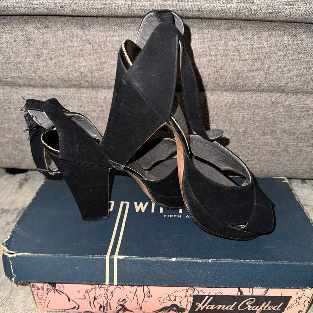 1940s vintage black peep toe heels
